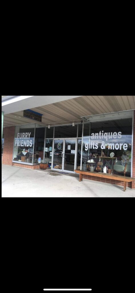 Furry Friends Rescue, Inc & Furry Friends Antiques, Gifts, and More animal shelter in Woodstock, VA