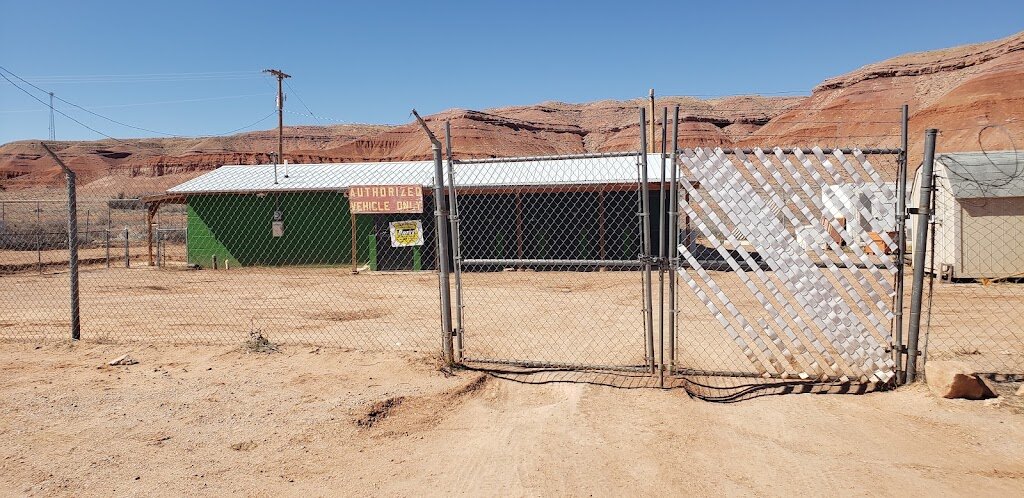 Many Farms Animal Shelter in Many Farms, AZ