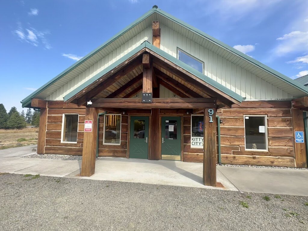 Olympic Peninsula Humane Society Kitty City animal shelter in Sequim, WA
