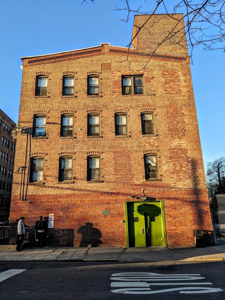 Willow Ave Shelter in Bronx, NY